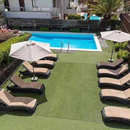 Villa Las Americas