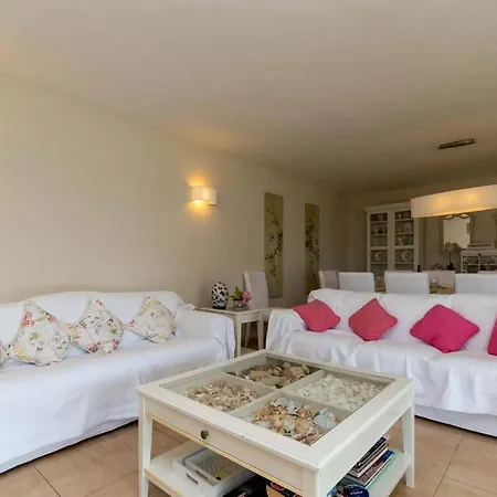 Las Americas Villa