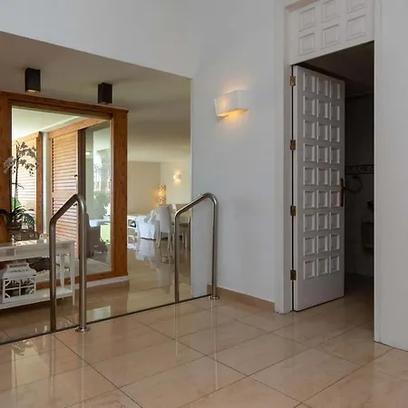 Villa Las Americas